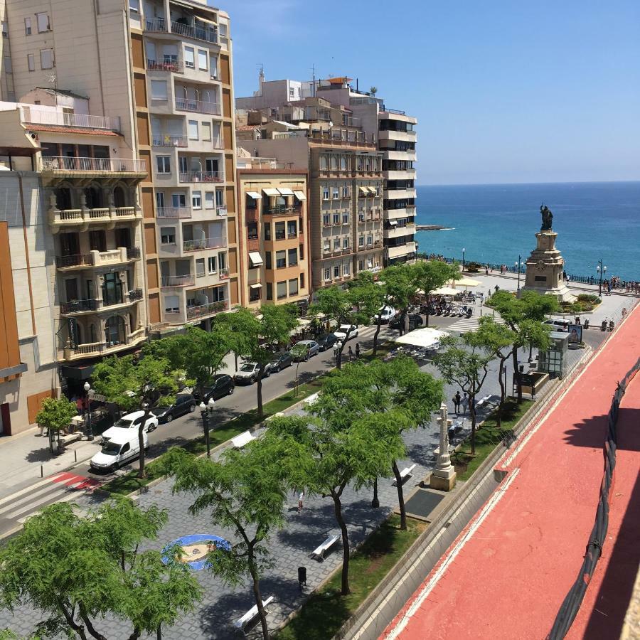 Apartaments Lauria Tarragona Luaran gambar